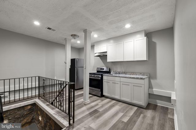 4630 CHESTER AVE, Philadelphia, PA 19143