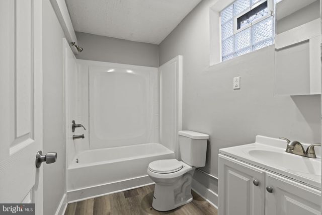 4630 CHESTER AVE, Philadelphia, PA 19143