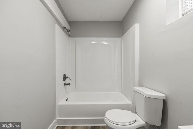 4630 CHESTER AVE, Philadelphia, PA 19143