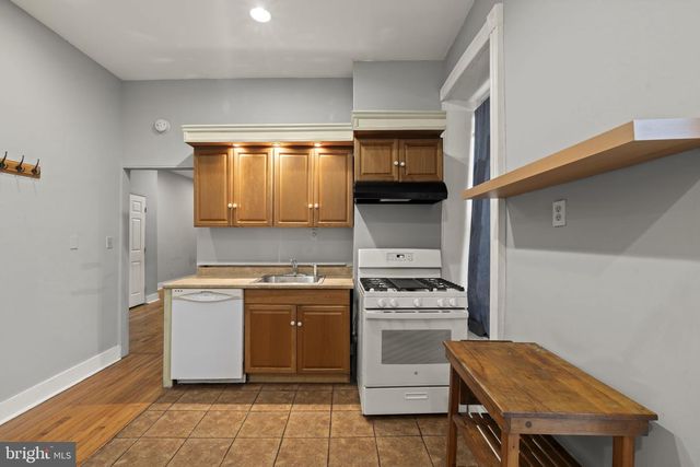 4630 CHESTER AVE, Philadelphia, PA 19143