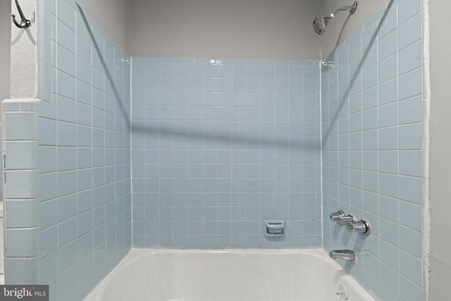 4630 CHESTER AVE, Philadelphia, PA 19143