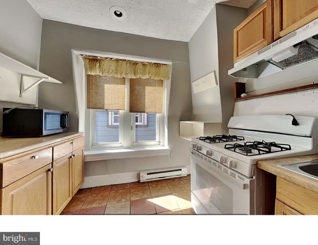 4630 CHESTER AVE, Philadelphia, PA 19143