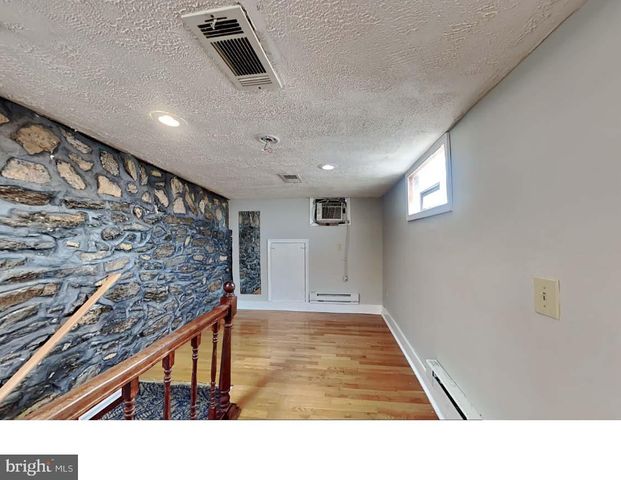 4630 CHESTER AVE, Philadelphia, PA 19143