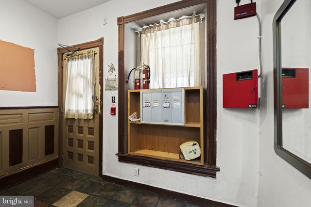 4630 CHESTER AVE, Philadelphia, PA 19143