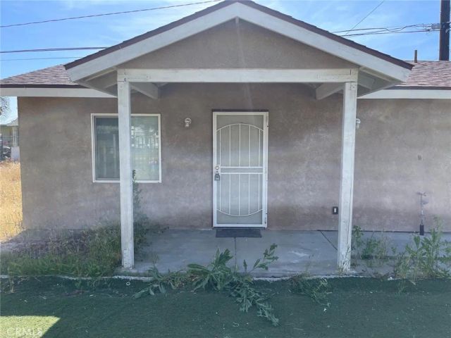 588 S Rosario Ave, San Jacinto, CA 92583