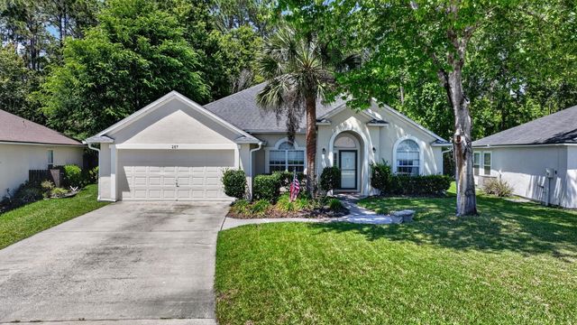 257 Johns Glen Dr, St Johns, FL 32259