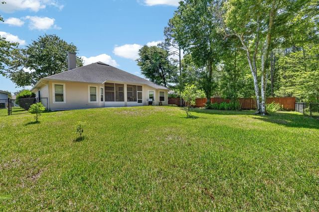 257 Johns Glen Dr, St Johns, FL 32259