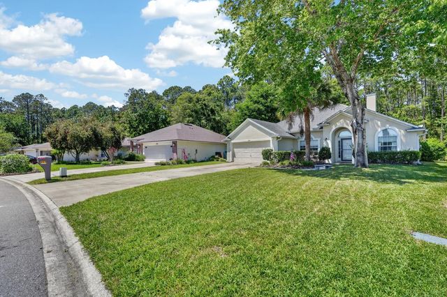 257 Johns Glen Dr, St Johns, FL 32259