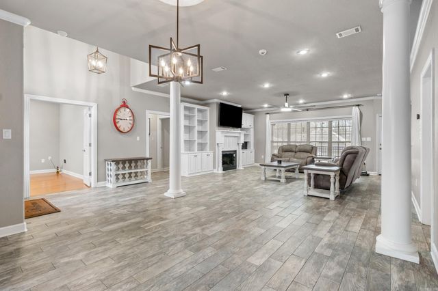 21 Blanchard Dr, Cabot, AR 72023