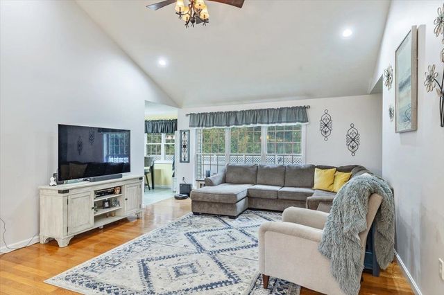 33 Heritage Lane, Highgate, VT 05459