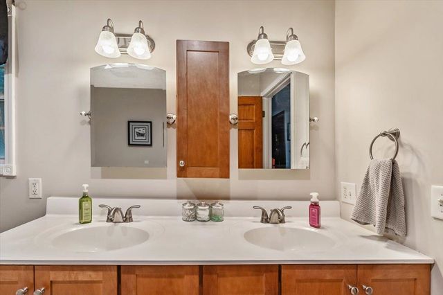 33 Heritage Lane, Highgate, VT 05459