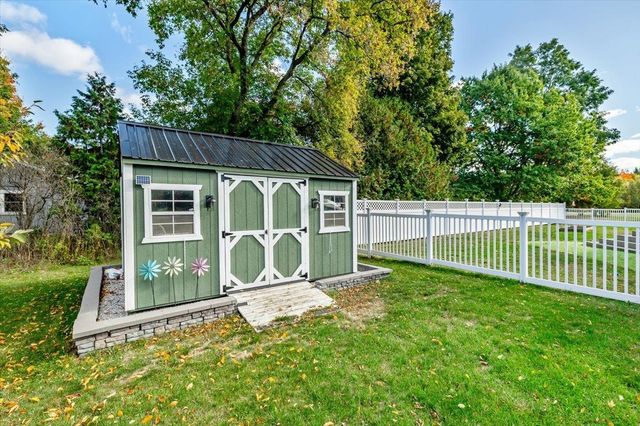 33 Heritage Lane, Highgate, VT 05459