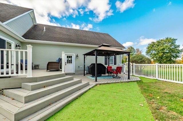 33 Heritage Lane, Highgate, VT 05459