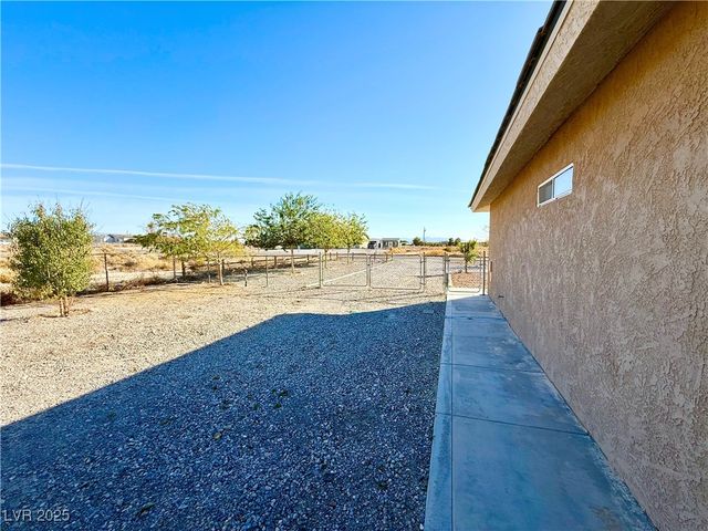 2370 Deadwood Street, Pahrump, NV 89048
