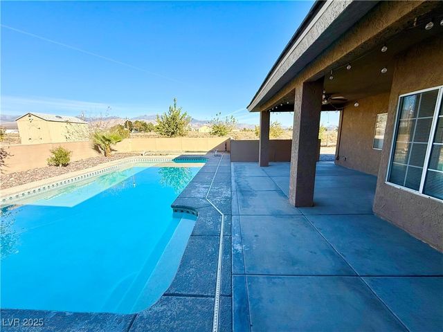 2370 Deadwood Street, Pahrump, NV 89048