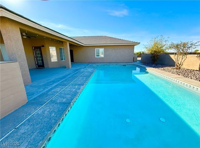 2370 Deadwood Street, Pahrump, NV 89048