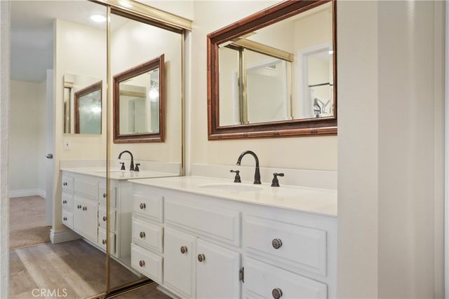 27412 Iris Ave, Mission Viejo, CA 92692