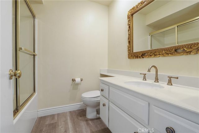 27412 Iris Ave, Mission Viejo, CA 92692