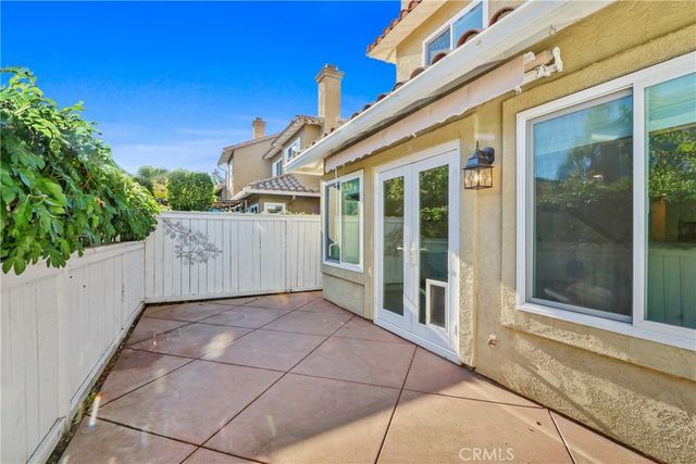 27412 Iris Ave, Mission Viejo, CA 92692