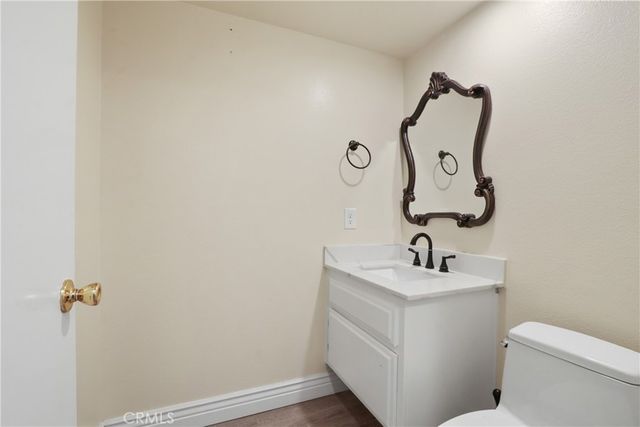 27412 Iris Ave, Mission Viejo, CA 92692