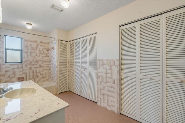 824 EEL AVENUE, New Smyrna Beach, FL 32169