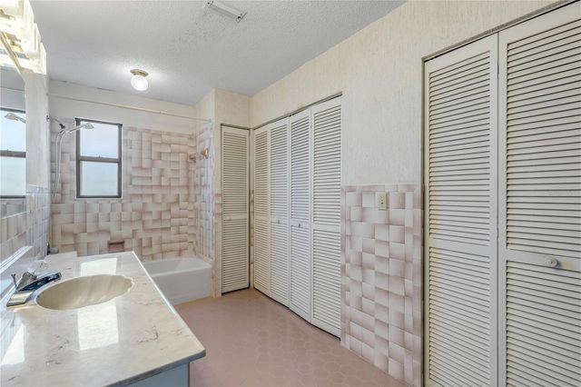 824 EEL AVENUE, New Smyrna Beach, FL 32169