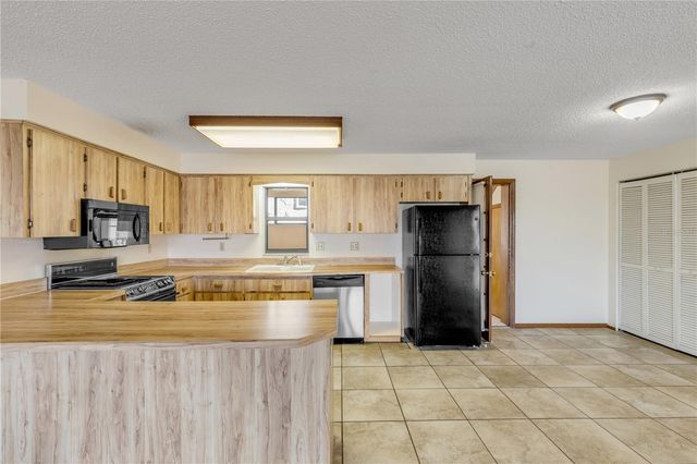 824 EEL AVENUE, New Smyrna Beach, FL 32169