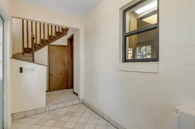 824 EEL AVENUE, New Smyrna Beach, FL 32169