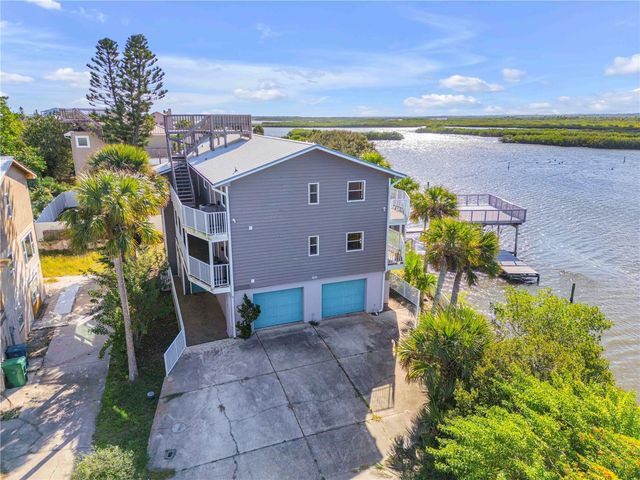 824 EEL AVENUE, New Smyrna Beach, FL 32169