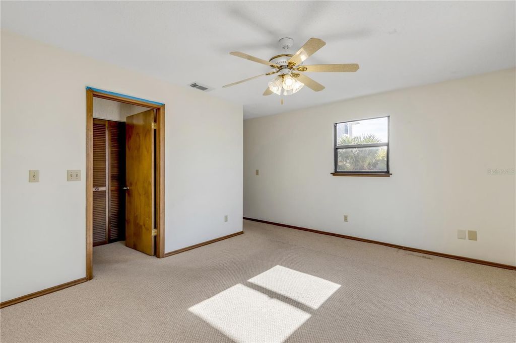 Image 31 of property listing at 824 EEL AVENUE, New Smyrna Beach, FL 32169