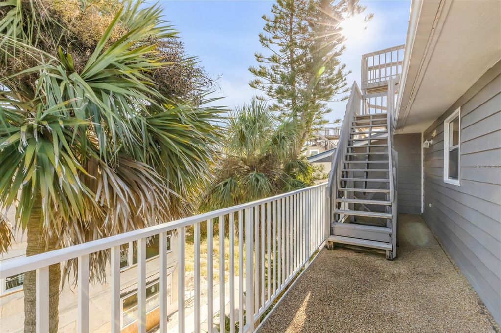 Image 63 of property listing at 824 EEL AVENUE, New Smyrna Beach, FL 32169