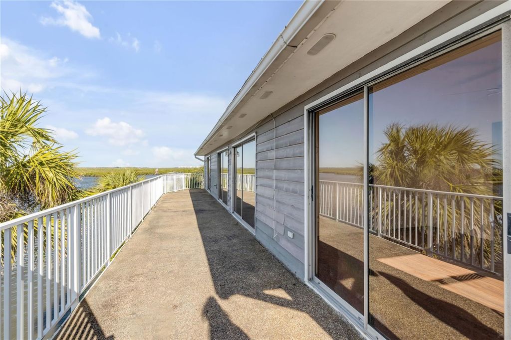 Image 69 of property listing at 824 EEL AVENUE, New Smyrna Beach, FL 32169