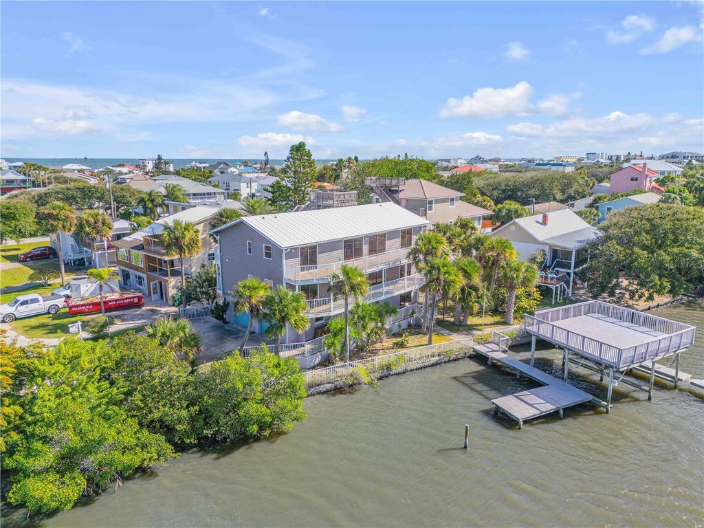 Image 85 of property listing at 824 EEL AVENUE, New Smyrna Beach, FL 32169