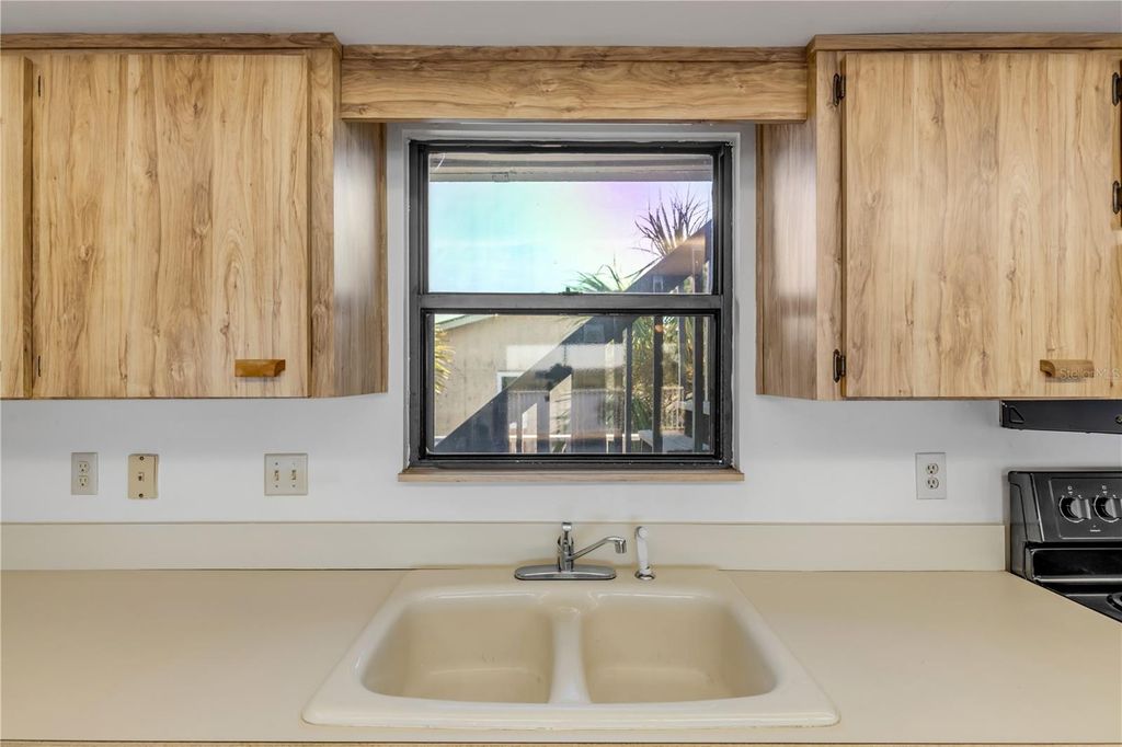 Image 10 of property listing at 824 EEL AVENUE, New Smyrna Beach, FL 32169