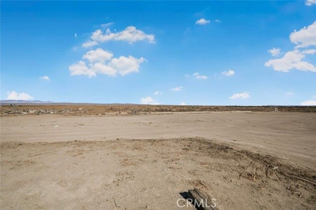 5701 E Avenue E, Lancaster, CA 93535