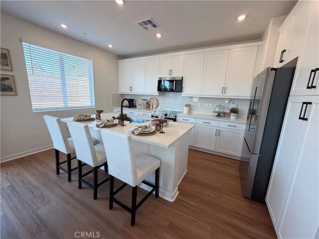 34307 Chelsie Ln, Yucaipa, CA 92399