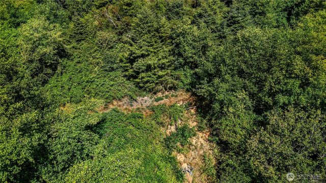 6001 Fourth Avenue SW, Ilwaco, WA 98624