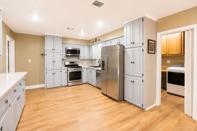 202 Tina Street, Houma, LA 70363