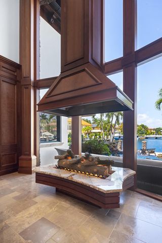 2325 NE 27th Street, Lighthouse Point, FL 33064