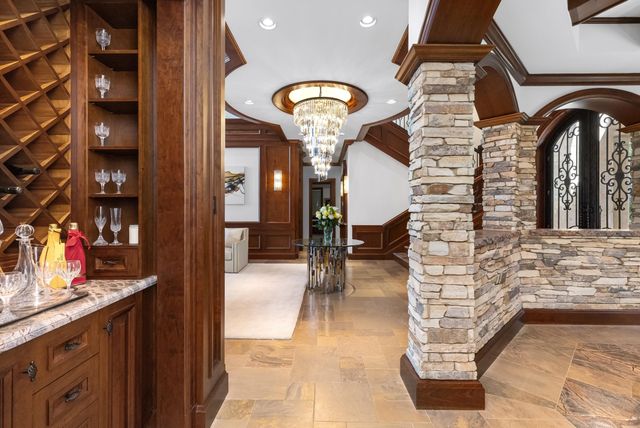 2325 NE 27th Street, Lighthouse Point, FL 33064