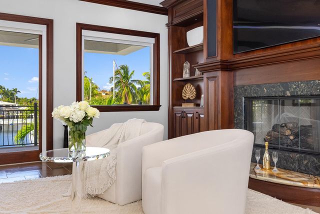 2325 NE 27th Street, Lighthouse Point, FL 33064