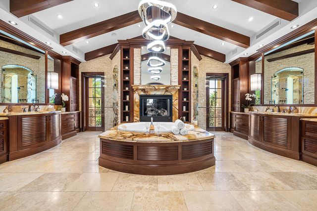 2325 NE 27th Street, Lighthouse Point, FL 33064