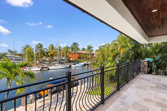 2325 NE 27th Street, Lighthouse Point, FL 33064