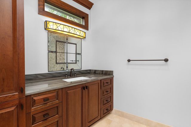 2325 NE 27th Street, Lighthouse Point, FL 33064