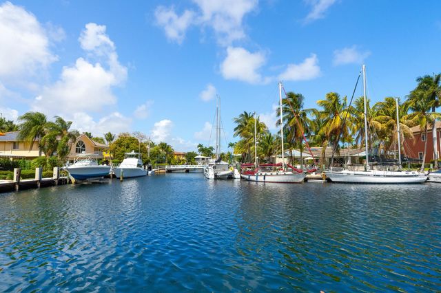 2325 NE 27th Street, Lighthouse Point, FL 33064