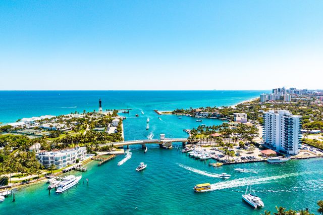 2325 NE 27th Street, Lighthouse Point, FL 33064