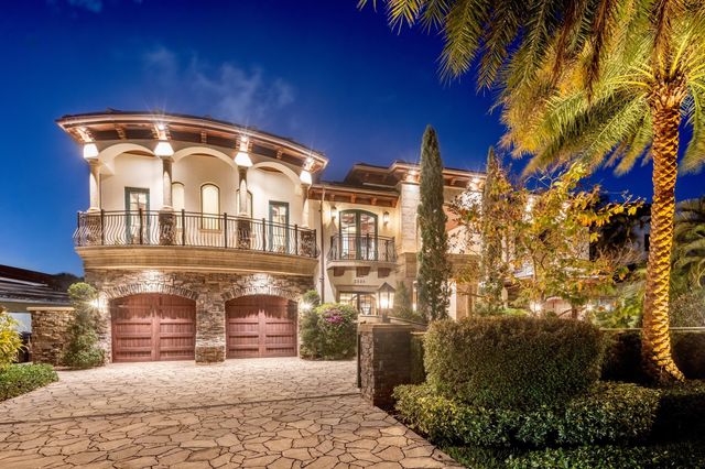 2325 NE 27th Street, Lighthouse Point, FL 33064