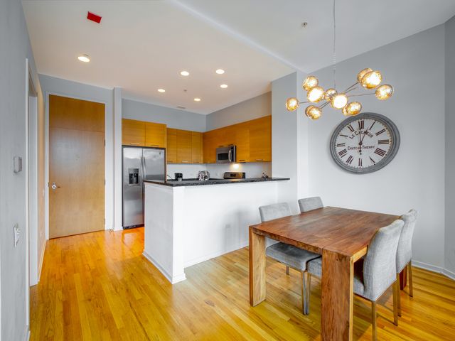 500 W Superior Street 1113, Chicago, IL 60654