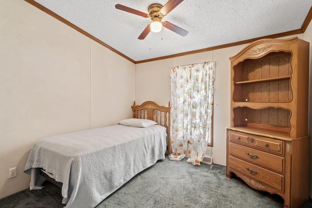 1282 E 950 N, Wheatfield, IN 46392