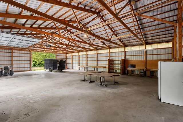 1282 E 950 N, Wheatfield, IN 46392